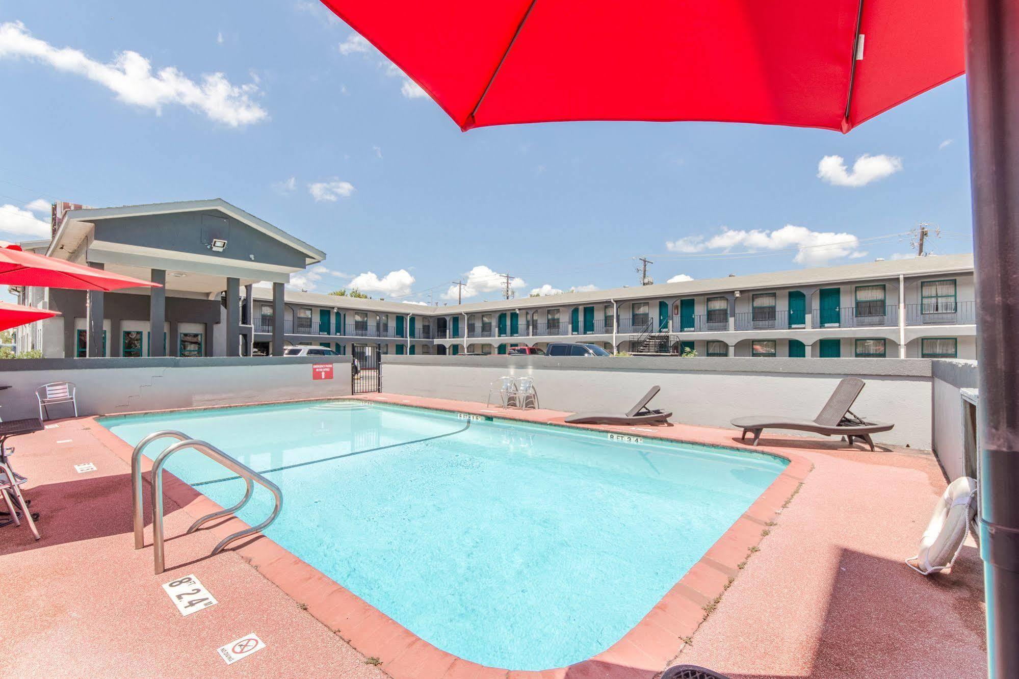 Rodeway Inn University Austin Eksteriør bilde